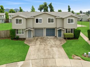 Evergreen Townhouses, Springfield, OR 97478