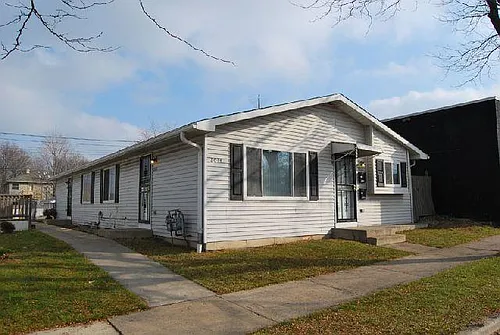 8014 W Appleton Ave Photo 1
