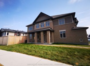 534 Triangle St, Ottawa, ON K2S1B9