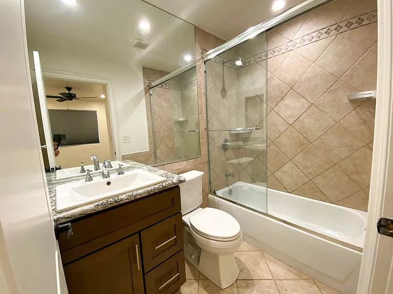 5513 Fulcher Ave — Photo 25