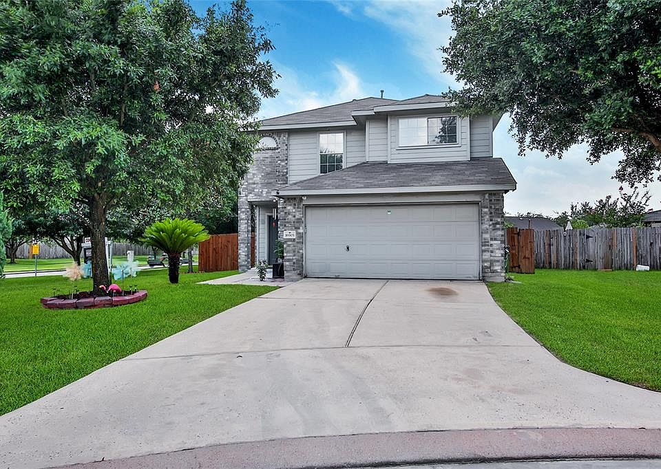 1st image of 16903 Sloandale Ct