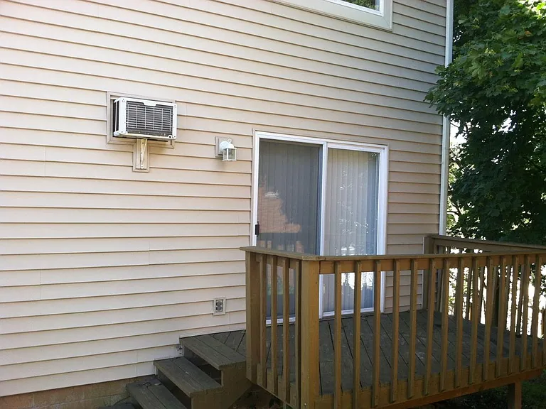 2255 Congo St — Photo 5
