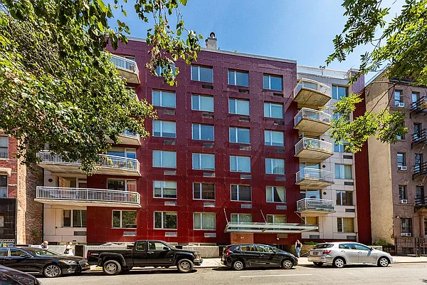 Sold by Level Group | media 9