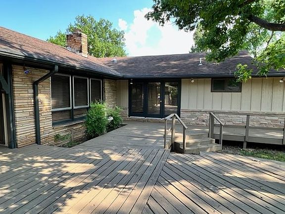 4th image of 1337 N McFarland Pl