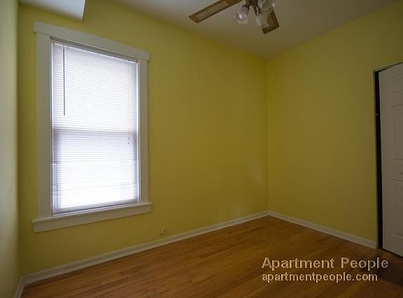 4th image of 4111 N Whipple St #2