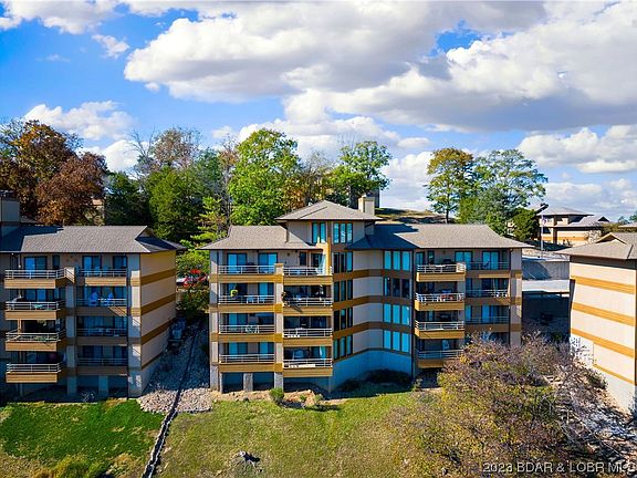5th image of 32 Cedar Ct #2A