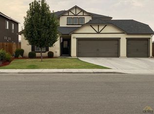 6212 Cape Cod Ave, Bakersfield, CA 93313