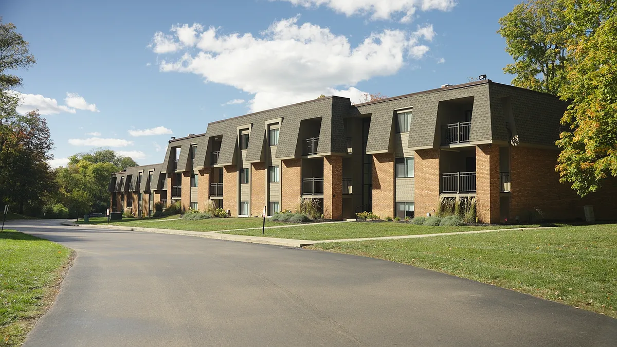 Building Photo - Woodland Apartments