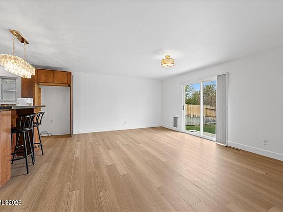 5th image of 3325 Kings Row