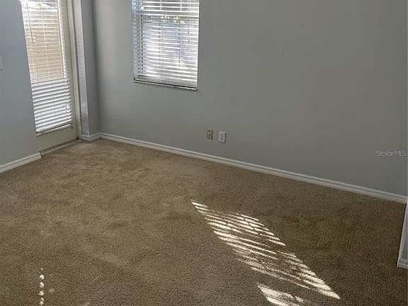 5th image of 3014 Pointeview Dr