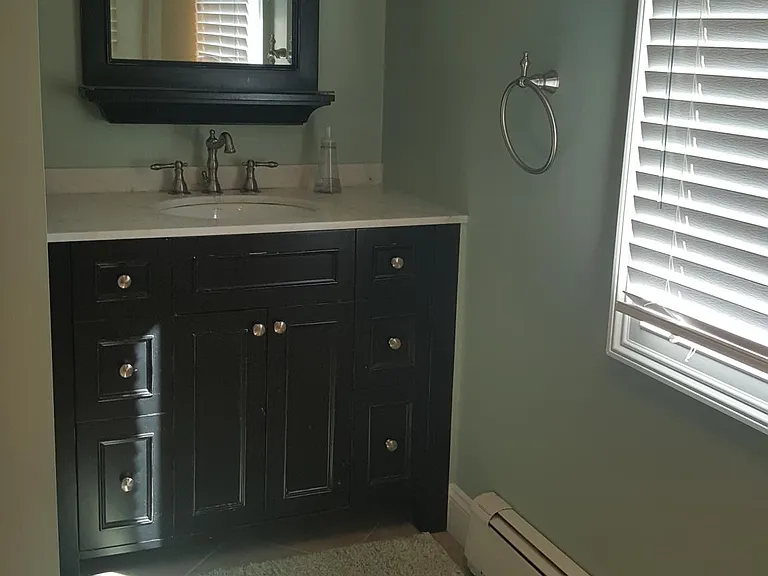 Full Bath on 2nd Floor