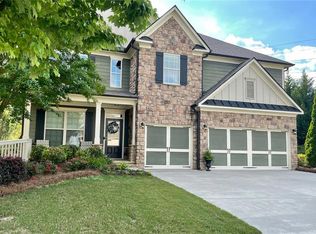 7535 Breezy Lake Ln, Flowery Branch, GA 30548