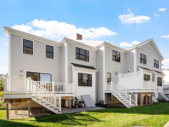 2nd image of 34 Cutter Ln #69