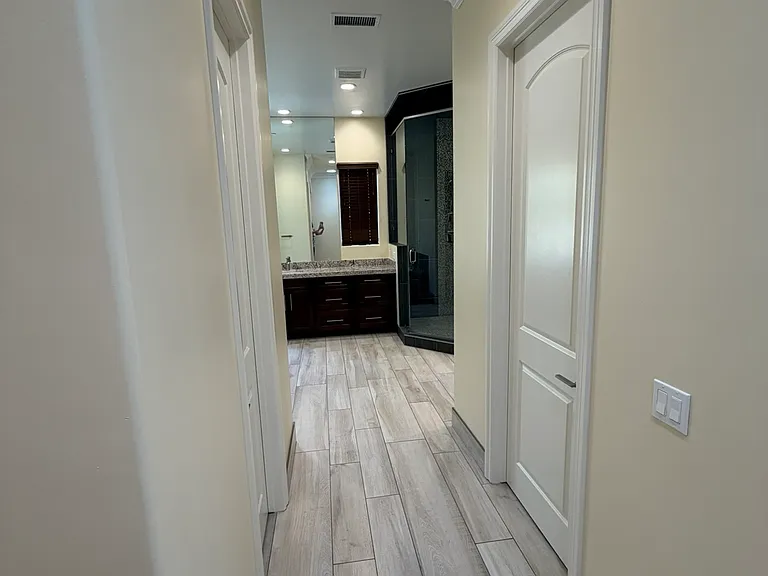 7603 Romeria St — Photo 40