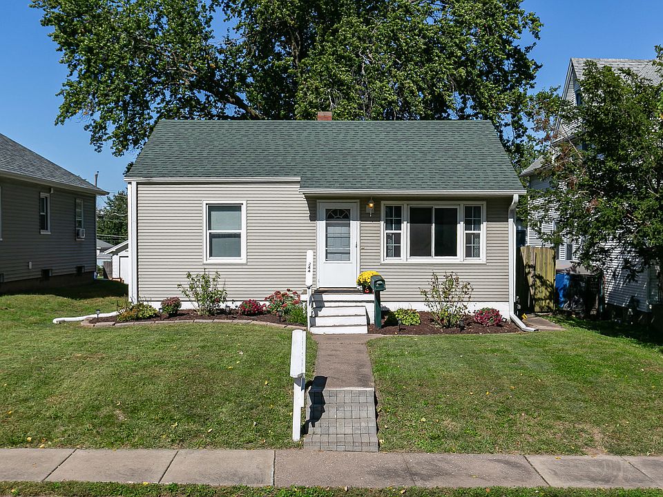 1st image of 244 W 31st St