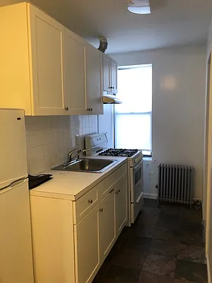 Rented by Tompkins Square Realty | media 23