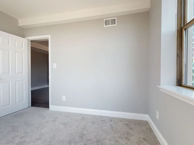1920 S St NW #702 — Photo 13
