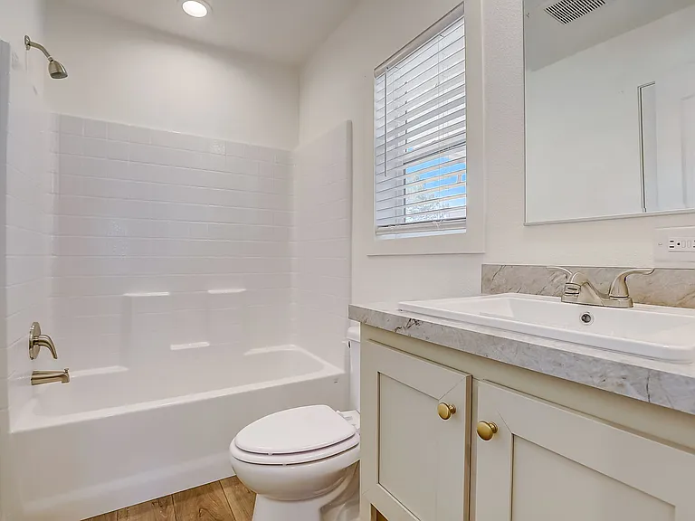 2627 S Lamb Blvd #225 — Photo 16