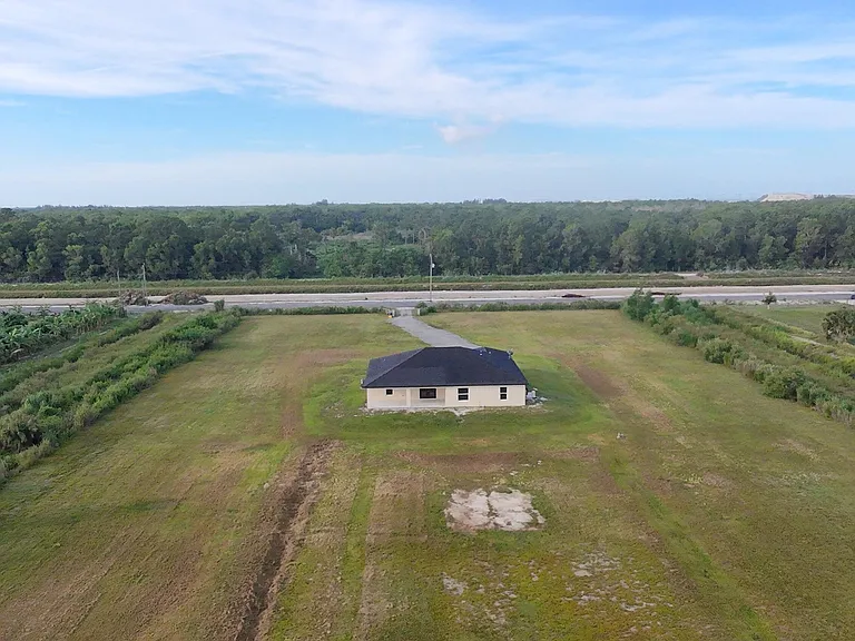 20365 Marie Ct — Photo 36