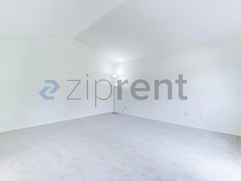 22531 NE Cascara Cir — Photo 16