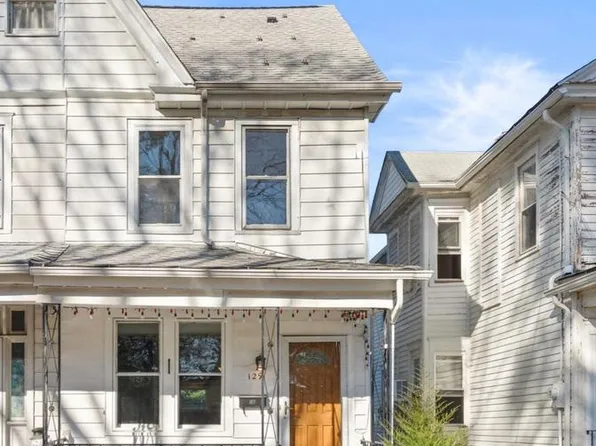 129 W Union St, Burlington, NJ 08016