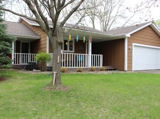 10329 Nottingham Trl, Eden Prairie, MN 55347