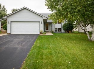 17395 Finch Path, Farmington, MN 55024