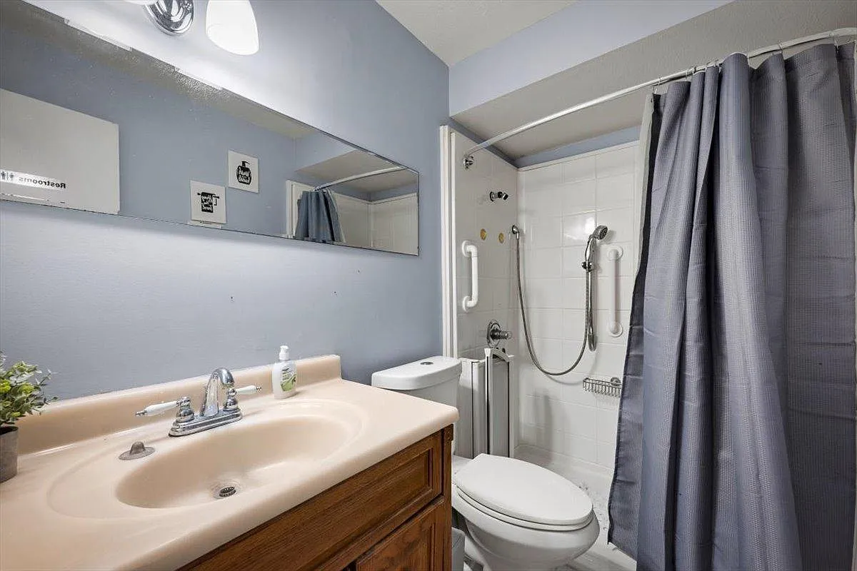 4 bed, 3.0 bath, 1536 sqft, $728 — Photo 3