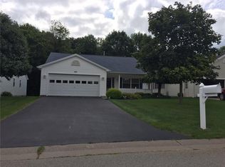 105 Freedom Pond Ln, North Chili, NY 14514