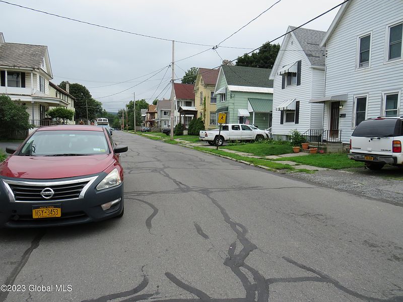 5th image of 4 Temple Street