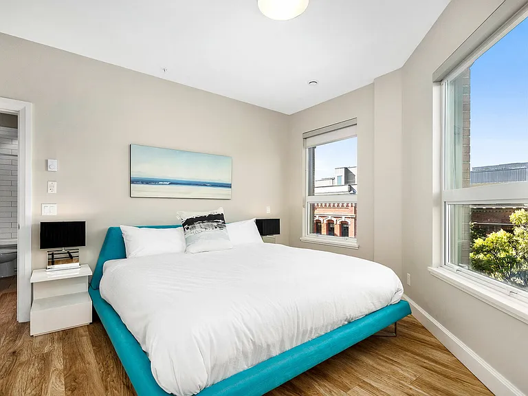 595 Pandora Ave #303 — Photo 12