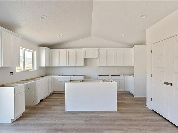 3rd image of 3687 N Columbine Way #380