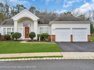 11 Anthony Cir, Manchester, NJ 08759