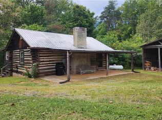 421 Wildlife Lake Rd, Reidsville, NC 27320