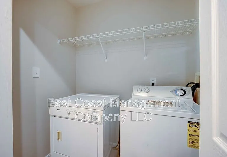 203 S Regester St — Photo 14