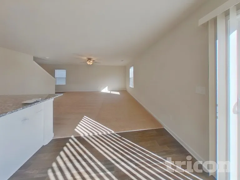 2186 Southlea Dr — Photo 6