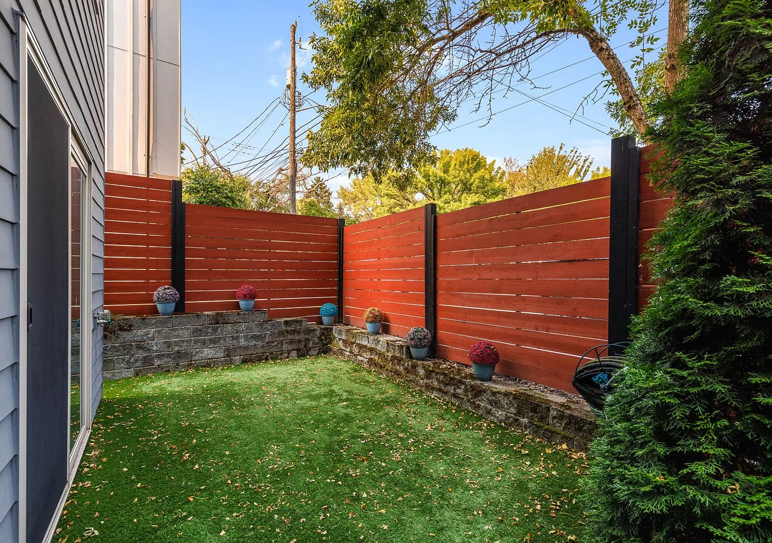 Modern Seattle Townhome with Garage, Fenced Yard & Primary Suite — Photo 2