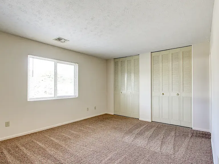 Northbury Colony — Photo 17