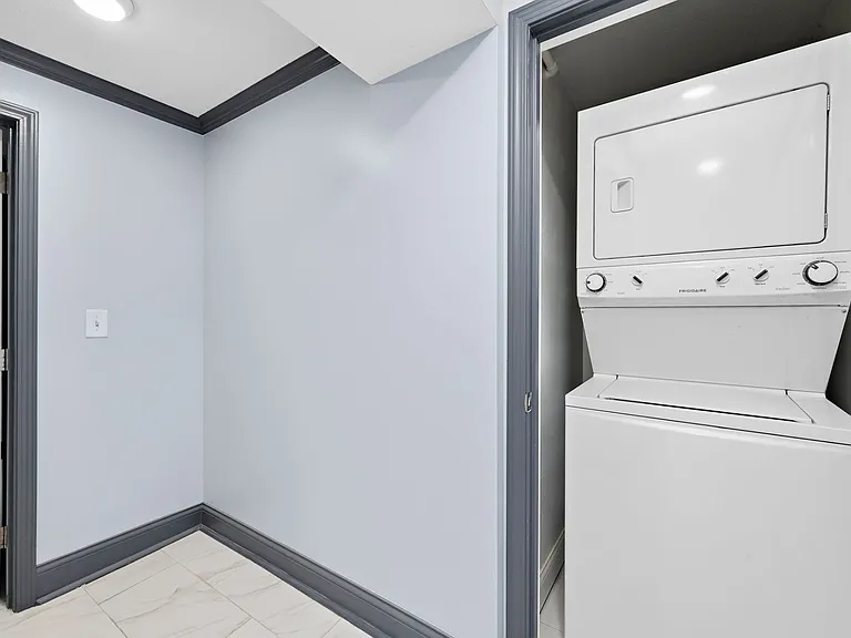 4544 Summit St — Photo 125