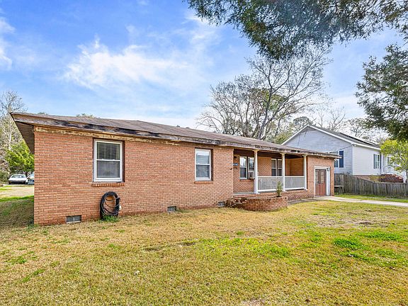 2nd image of 4744 Holbird Dr