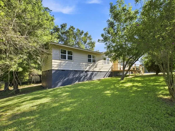 303 Lesley Dr, Dalton, GA 30721