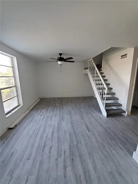 2 bed, 1.5 bath, 1150 sqft, $2,100 — Photo 3