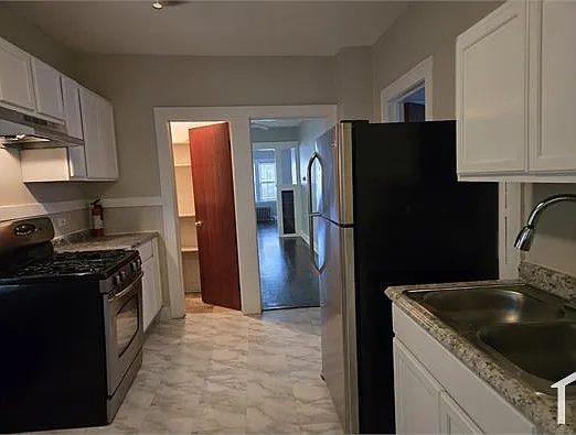 2 bed, 1200 sqft, $1,800 — Photo 2