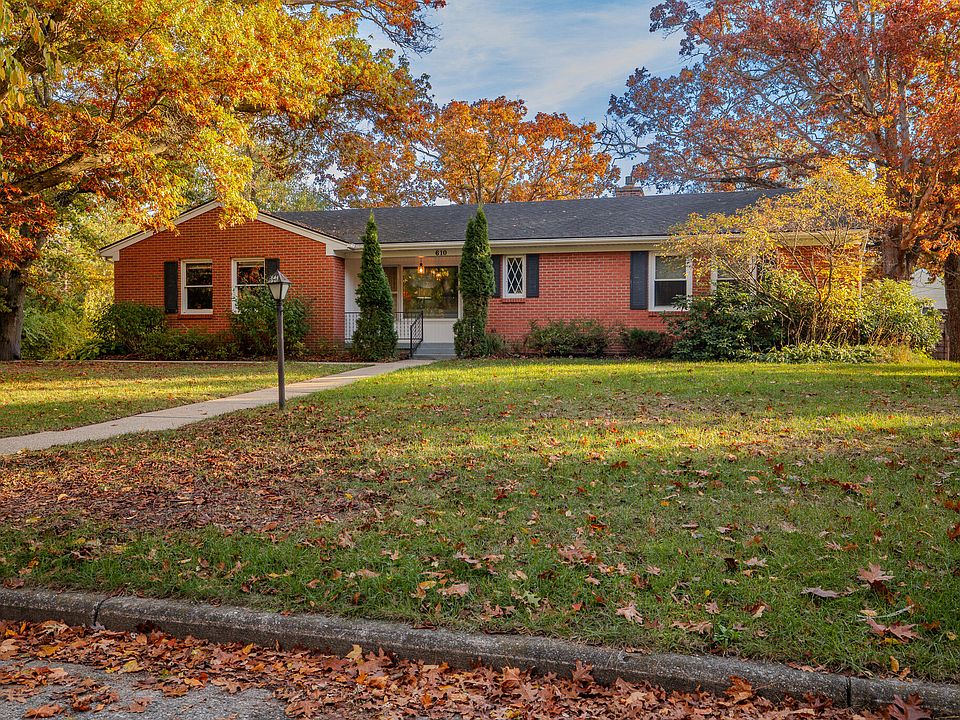 1st image of 610 Birchwood Ct SE