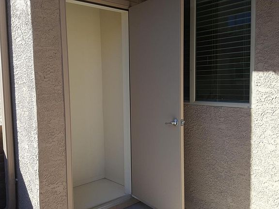 5th image of 4174 N Thurston Ln Unit 100