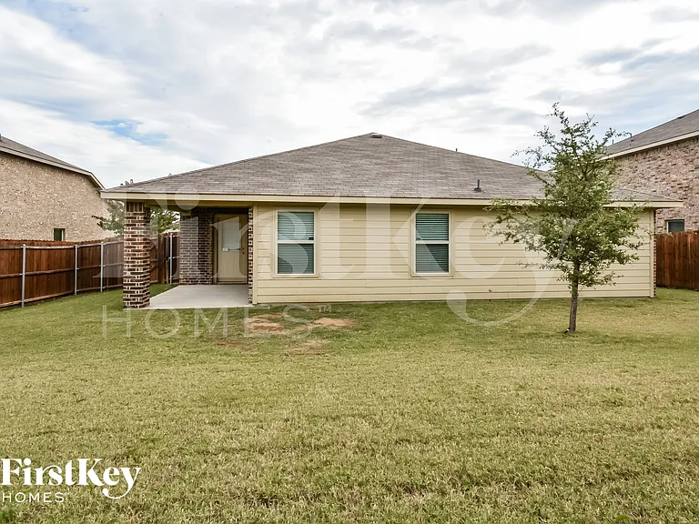 1413 Waco Turner — Photo 16