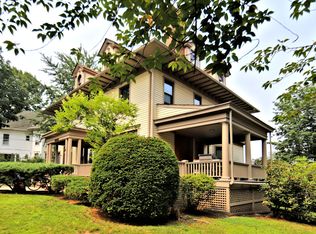 16 Ridgeview Ave, White Plains, NY 10606