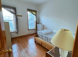 342 72nd St #2R, Brooklyn, NY 11209