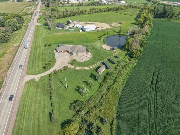 515 W Park St, Sheldon, IA 51201