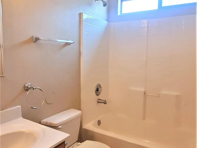 3408 Blue Earth Ln #C — Photo 21